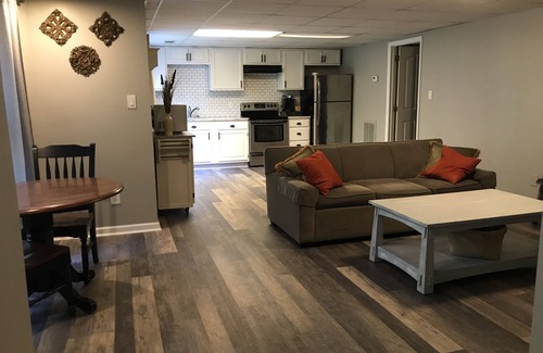 Prosperity Church Road Appartement | Escapade tranquille ~ Suite 1BD moderne sur Greenway