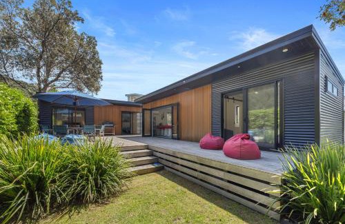 Bowentown Maison | Tranquil Escape - Waihi Beach Holiday Home