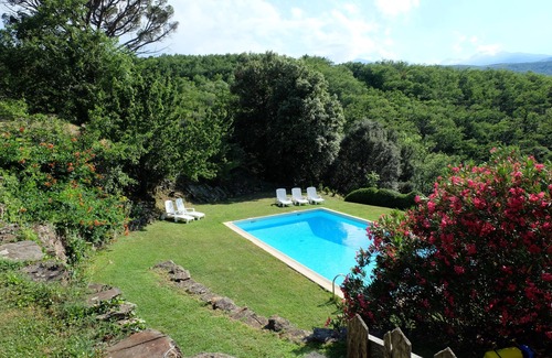 Prunet-et-Belpuig Maison | Cottage au calme. Piscine privée 10mx5m. 45min Ceret. 7 personnes (5 adultes)