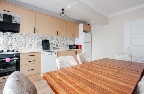 Osmangazi Appartement | Tranquil Flat with Balcony in Bursa