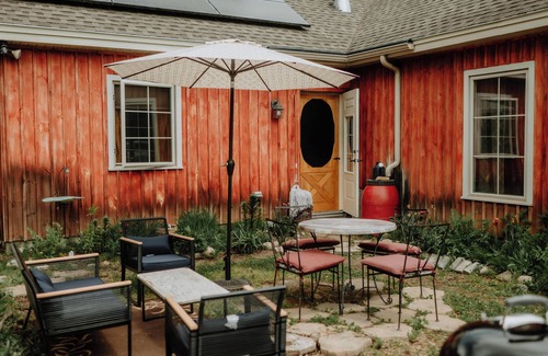 West Buxton Maison | Tranquil garden retreat located on 15private acres