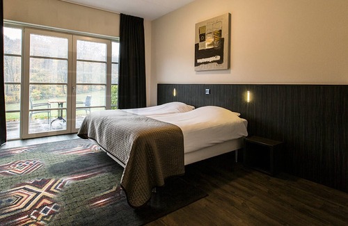Berg en Dal Hôtel | Tranquil Getaway with Free Parking, Onsite Dining! Near Valkhof Museum!