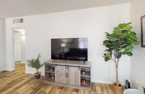 North Mountain Maison | Tranquil Haven Retreat