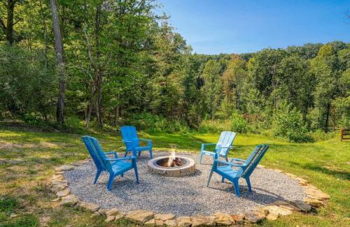 Hallsville Maison | Tranquil Heights Cabin in Hocking Hills