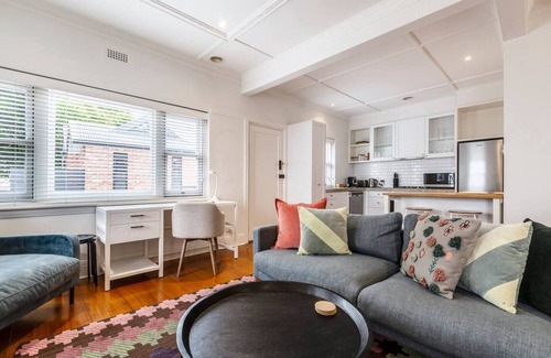 Prahran Appartement | Tranquil Inner east Haven Moments from High Street