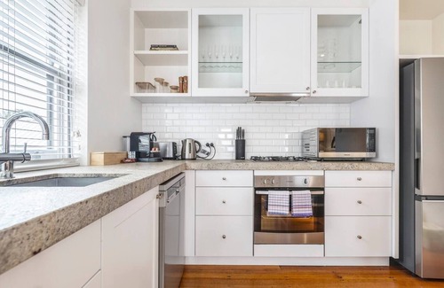 Prahran Appartement | Tranquil Inner east Haven Moments from High Street