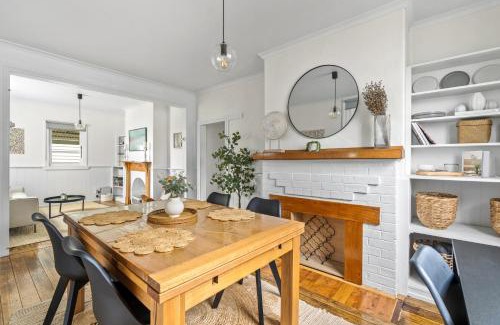 Invermay Maison | Tranquil Launceston Getaway - You'll fall in love!