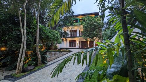 Dickwella Lit Et Petit-Déjeuner | Tranquil Lavish Resort