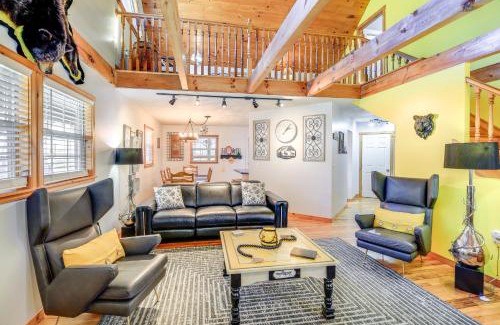 Damascus Maison | Tranquil Mountain Getaway in Troutdale Game Room!