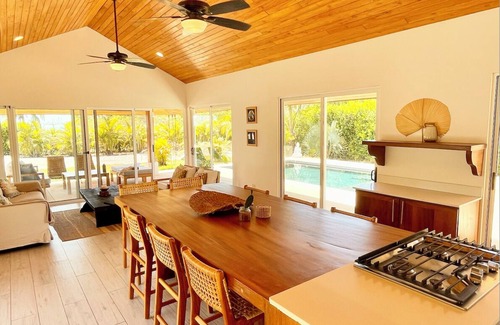 Playa Negra Maison | Tranquil Oceanview Kasa Kurij with Pool, amazing Sunsets, Beach, Surf & GeoDome!