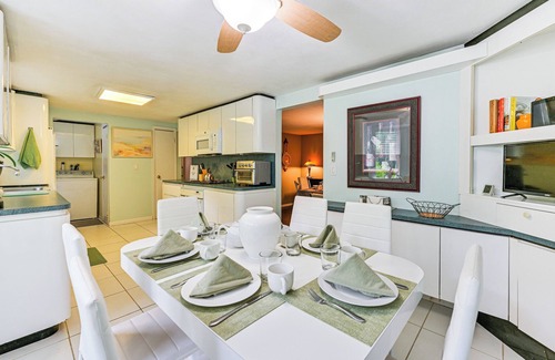 Hauppauge Maison | Tranquil & Pet-Friendly Estate on Long Island!