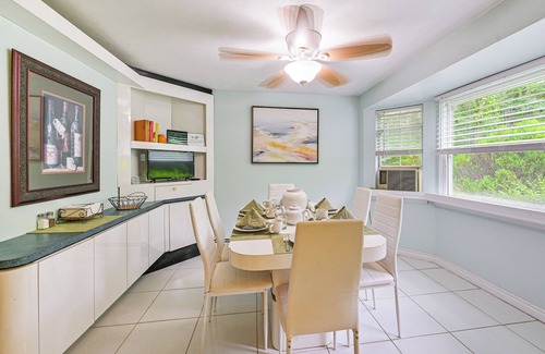 Hauppauge Maison | Tranquil & Pet-Friendly Estate on Long Island!