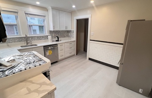 Brighton Copropriété | Tranquil Renovated 3BR Allston Condo + Parking , Close to Harvard/BU/BC/MIT!