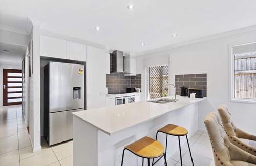 Kallangur Maison | Tranquil Retreat Brisbane North