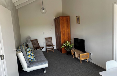 Ararimu Autre | Tranquil retreat in close proximity to Auckland