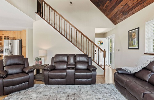Rome Maison | Tranquil Retreat on Lake Arrowhead Golf Course
