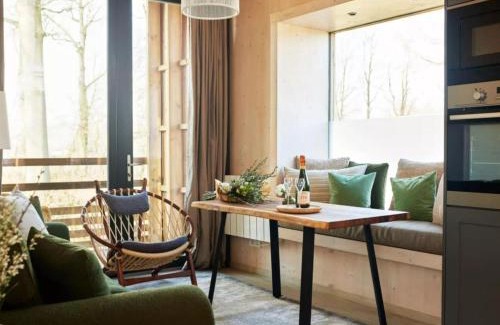Maubray Maison | Tranquil Stay for Two