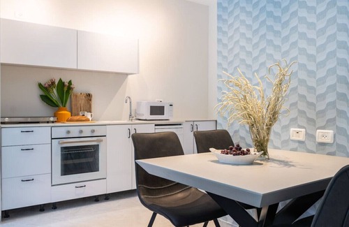 Nahariya Appartement | Tranquil Stay Near the Beach by Sea N' Rent