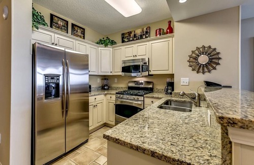 Windy Hill Copropriété | Tranquil Tideview Serenity: Spacious 2BR Condo Haven
