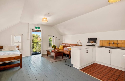 Fairfield Appartement | Tranquil Treehouse, Loft Space @ Art House