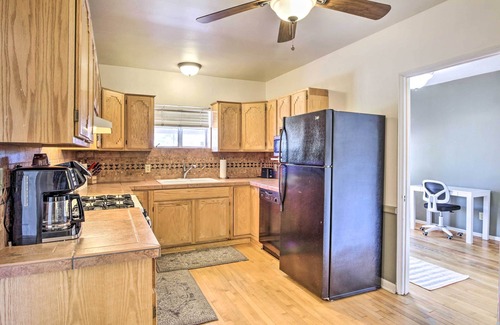 Sam Hughes Maison | Tranquil Tucson Home w/ Yard - Walk to U of A