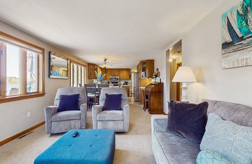 York Harbor Maison | Tranquil waterfront home with stunning views, a spacious deck, and a BBQ grill