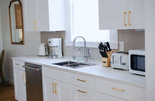 Emeryville Maison | Tranquil whole house with beautiful garden in Emeryville