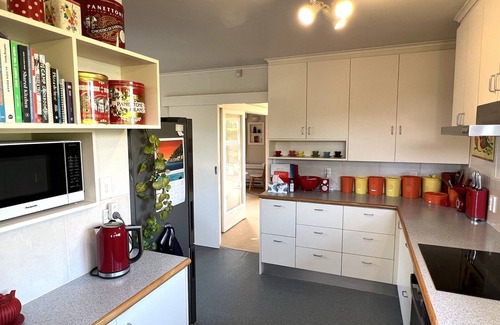 Waikanae Cottage | Base de tranquillité - Waikanae Beach Holiday Home