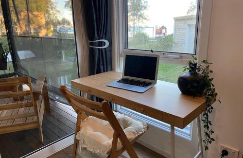 Karraganbah Maison | Tranquility by the Lake