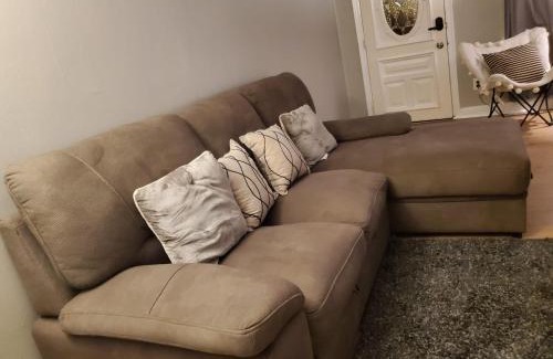 Collingdale Maison | Tranquility Room by the Airport -Shared space