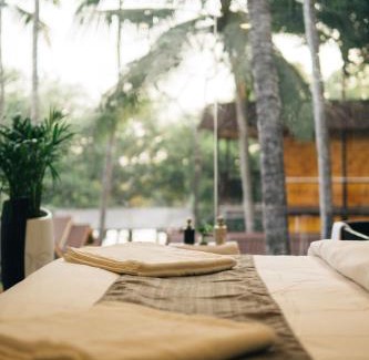 Saipem Station Balnéaire | Tranquill Riverside Luxury Cottages With Bathtub, Candolim