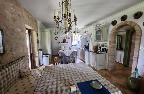 Monte Rinaldo Maison | Traum Villa mit Pool und Überdachtem Freisitz+grill