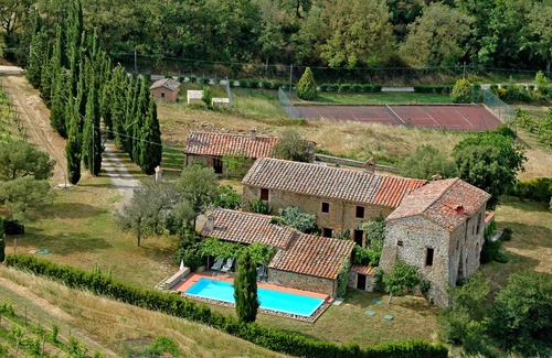 Castelnuovo Berardenga Cottage | Traumblick in die Toskana vom Häuschen mit Pool auf Hügel zw. Siena u. Florenz