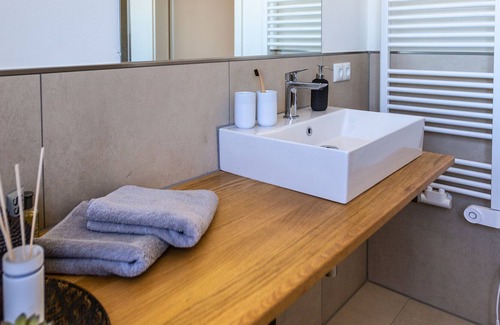 Schwerin Appartement | Traumhaftes Appartment mit Sauna, Seeblick und Stadtnähe