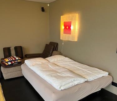Muntelier Appartement | Traumlage! Wohnung mit direktem Seezugang