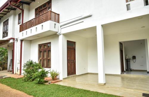 Attikulama Hôtel | Travel Neth Holidays Bungalow Anuradhapuraya
