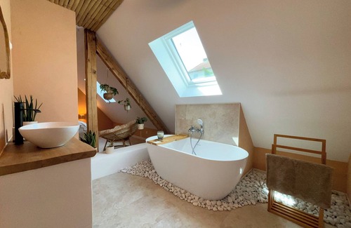 Sarreguemines Appartement | Travel to Bali - Peaceful and relaxing