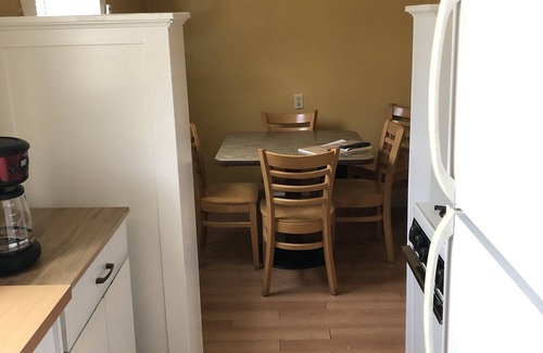 Mount Carbon Appartement | Travelers Rest slps 5 Riverview, near NRG, trails, fishing. NRG, Falls, & more.