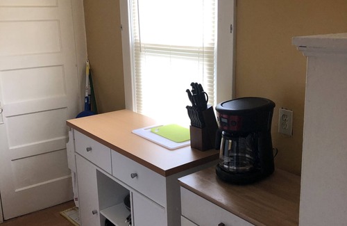 Mount Carbon Appartement | Travelers Rest slps 5 Riverview, near NRG, trails, fishing. NRG, Falls, & more.