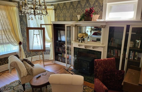 Decatur Copropriété | Traveling Professionals welcome at the Lincoln Suite at the PrairieOlm