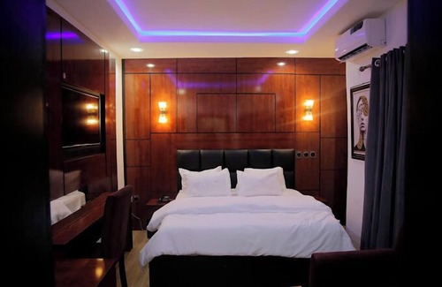 Ado Ekiti Hôtel | Travellers Homely
