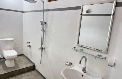Pottuvil Division 2 Cabine | TravelLodge Eco