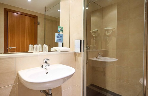 Cornella de Llobregat Hôtel | Travelodge BCN Cornellá Fira