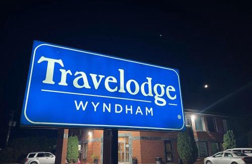 Rigaud Hôtel | Travelodge by Wyndham Rigaud