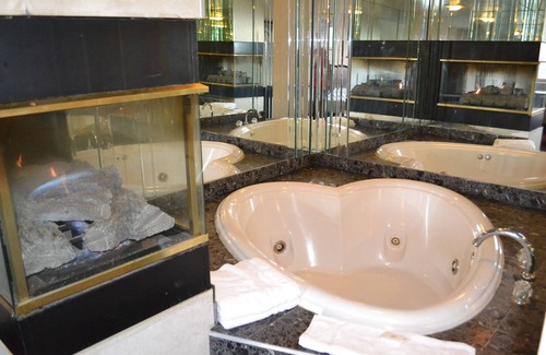 Niagara Falls Hôtel | Travelodge by Wyndham Niagara Falls