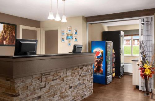 Moncton Hôtel | Travelodge Suites by Wyndham Moncton