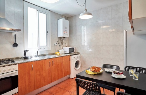El Baix Guinardo Appartement | TRAVGRA4-1 · Confy 4 bedrooms flat in Eixample