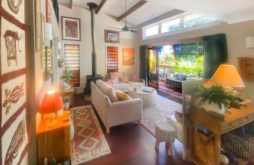 Evans Head Maison | Tree-tops - Luxurious Coastal Villa with Plunge Pool