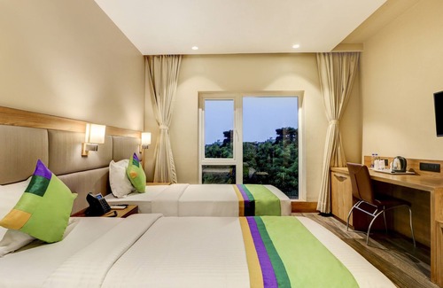 Block E Hôtel | Treebo Radhe Palace