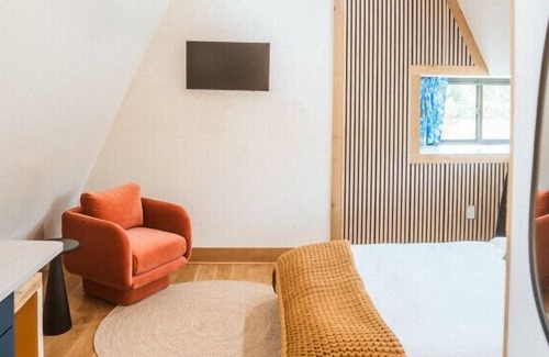 Sodus Cabine | Treehouse 1 · Honeymoon Treehouse Retreat & Spa with Hot Tub